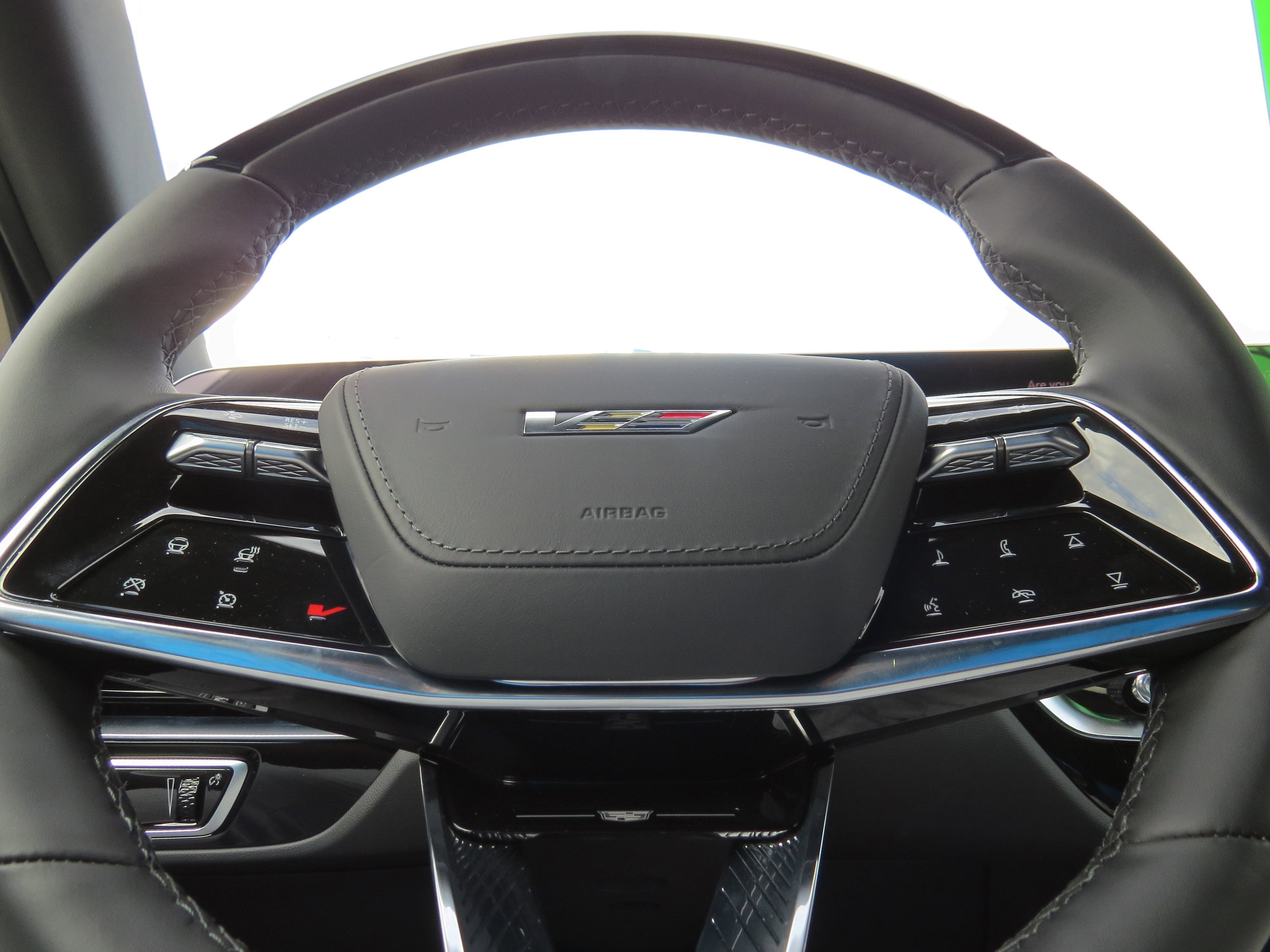 New 2026 Cadillac Lyriq V w/ Exterior Carbon Fiber Package image 19