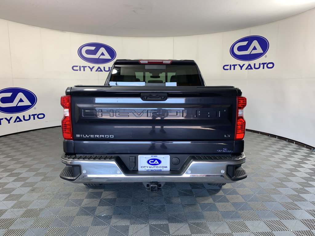 Used 2023 Chevrolet Silverado 1500 LT w/ Safety Package AWD/4WD image 4