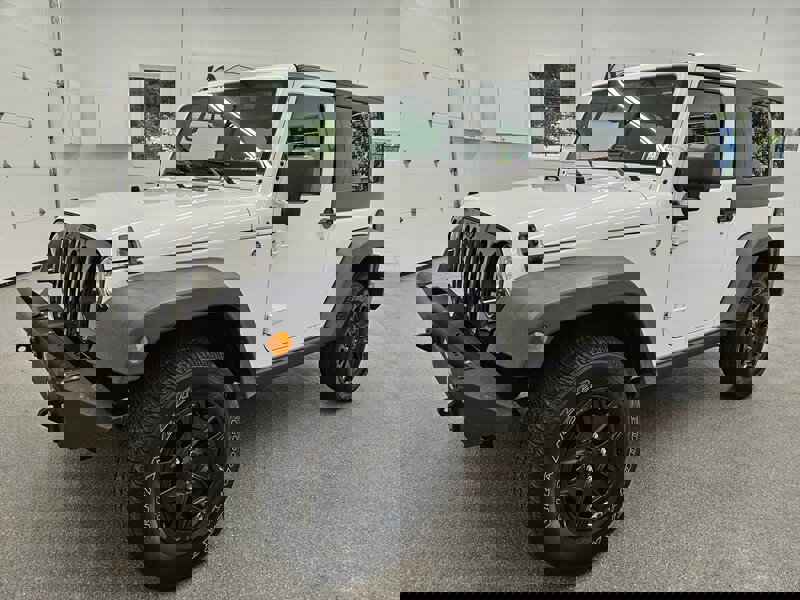 Used 2018 Jeep Wrangler Sport image 1