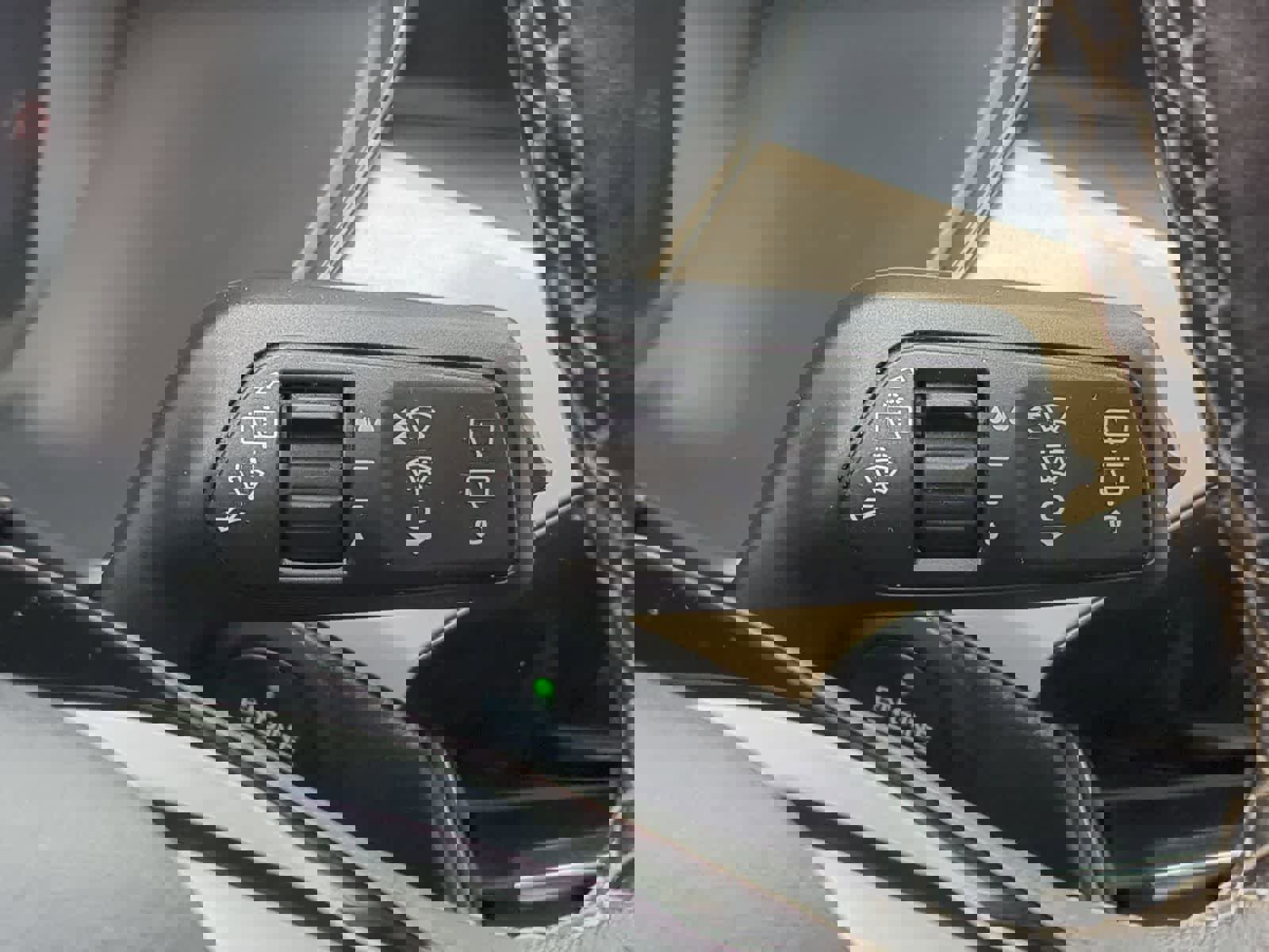 Used 2022 Ford Escape Titanium w/ Titanium Elite Package image 25