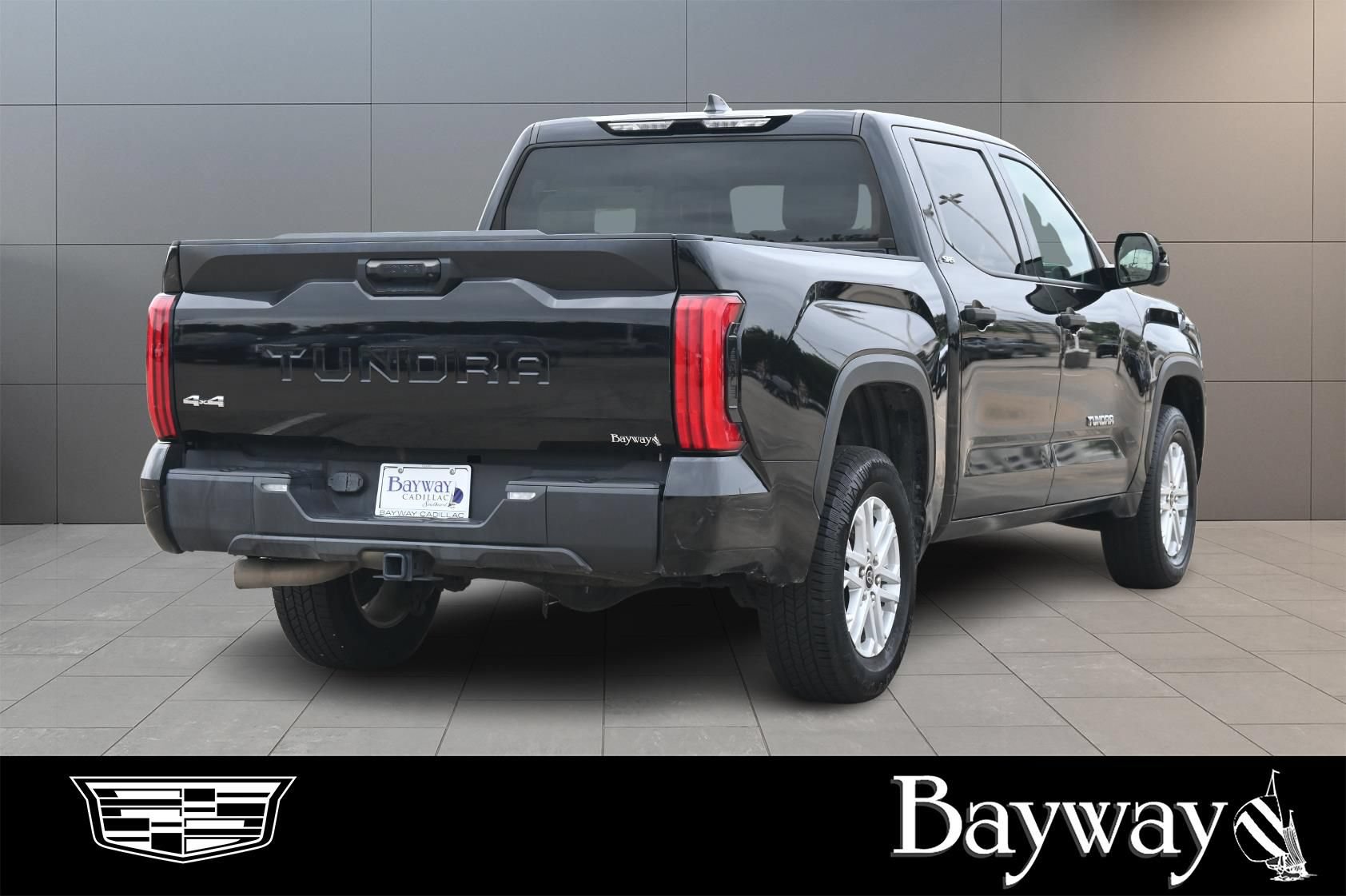 Used 2022 Toyota Tundra SR5 AWD/4WD image 6