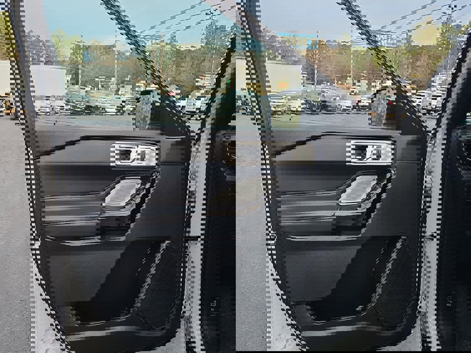 Used 2022 Ford Explorer ST w/ Equipment Group 401A image 15