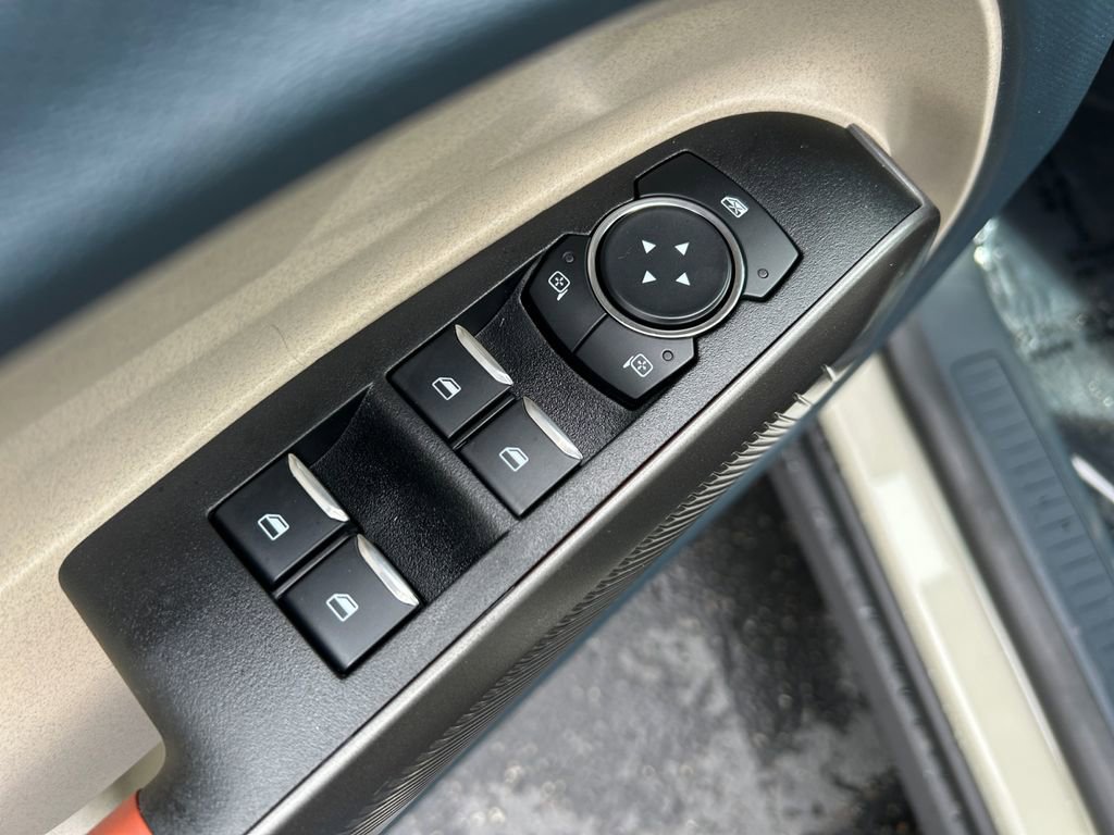 New 2025 Ford Maverick Lariat w/ 4K Tow Package image 23
