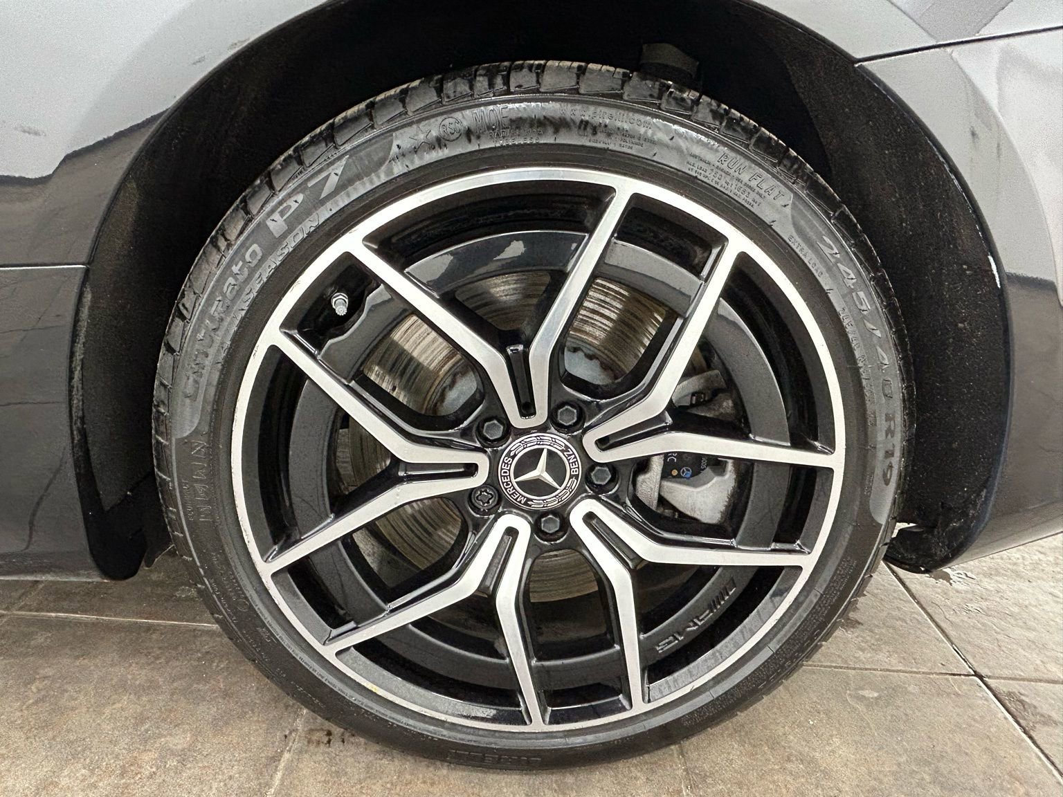 Used 2023 Mercedes-Benz E 450 4MATIC Cabriolet image 39