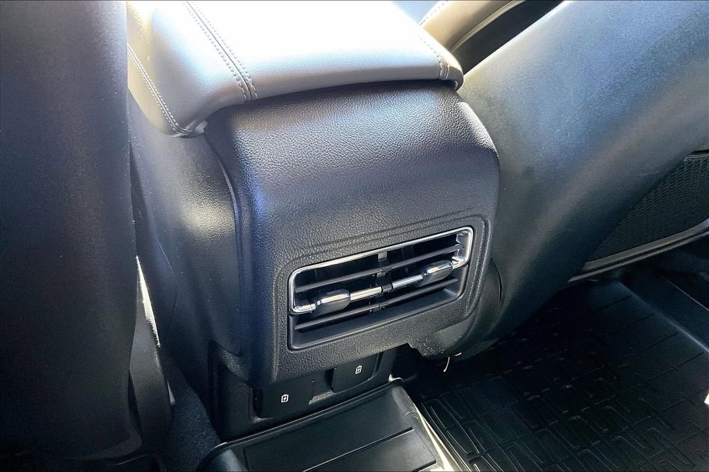 Used 2023 Lincoln Corsair Reserve image 33