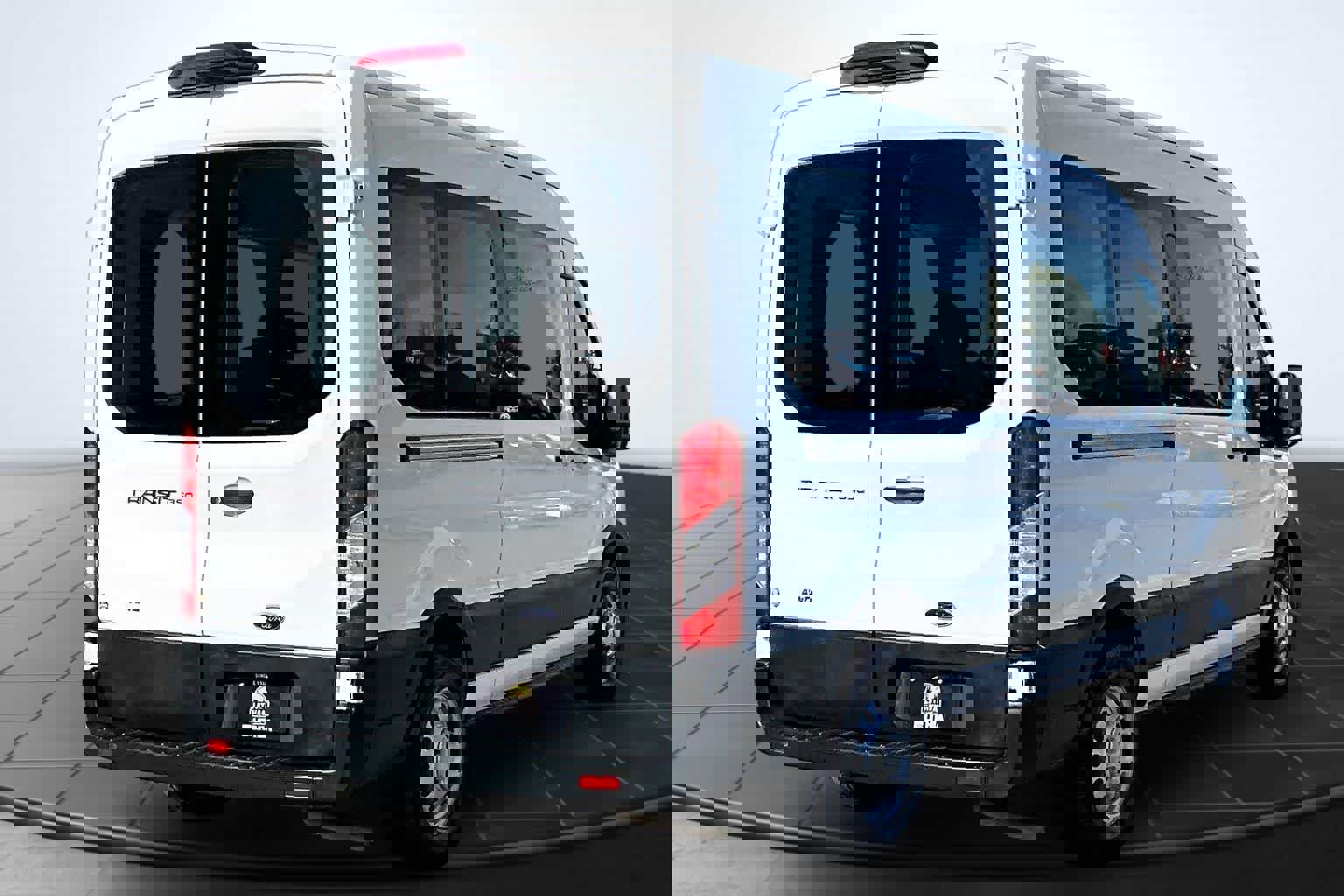 Used 2023 Ford Transit 350 XL AWD/4WD image 22