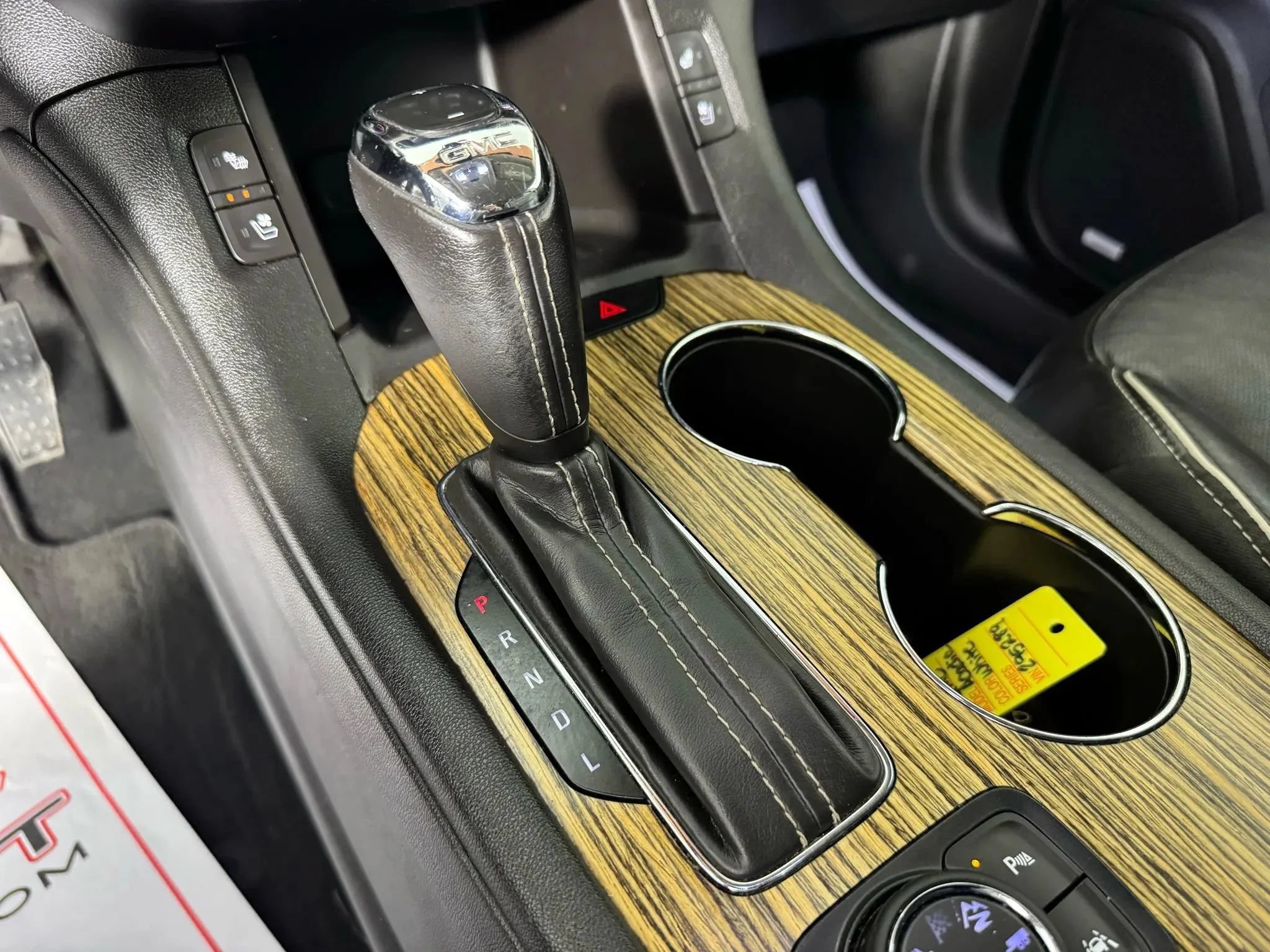 Used 2019 GMC Acadia Denali AWD/4WD image 22