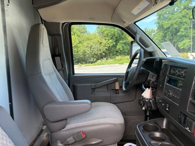 New 2026 Chevrolet Express 3500 w/ Power Convenience Package RWD image 27