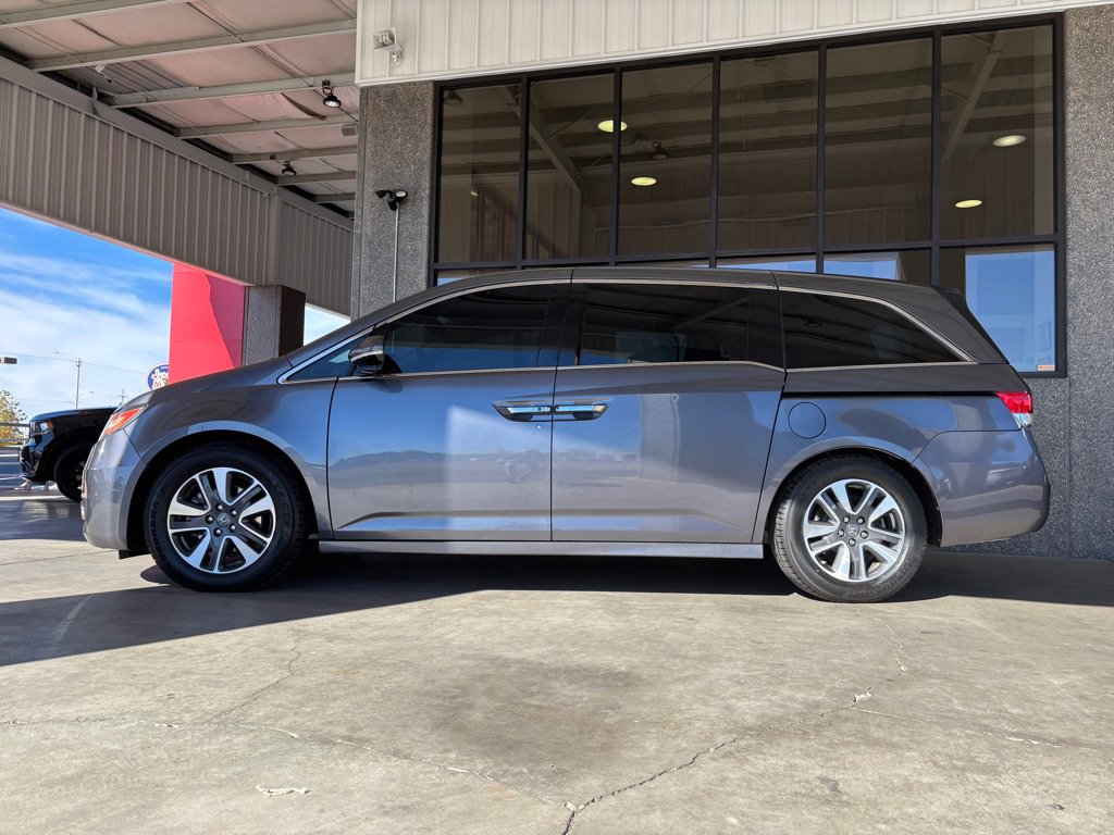 Used 2014 Honda Odyssey Touring Elite image 45