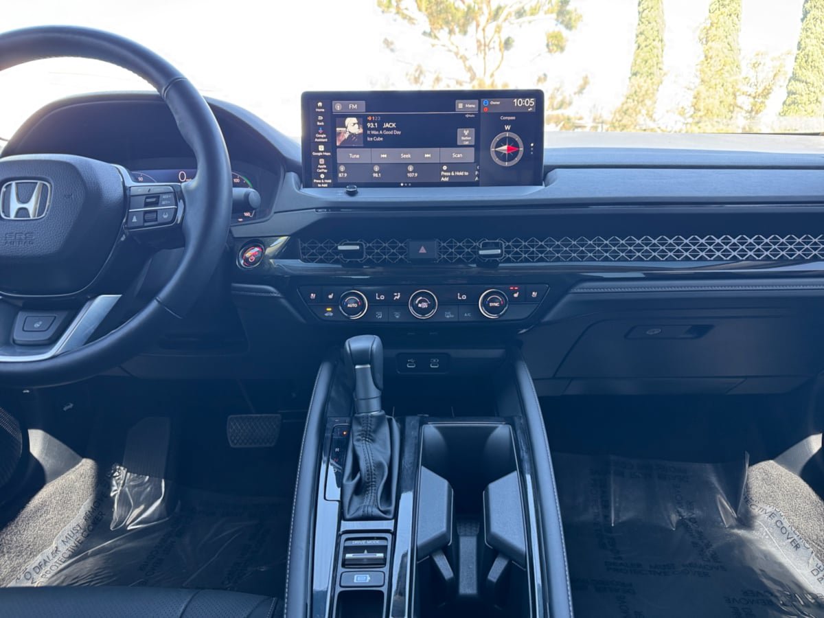 Used 2025 Honda Accord Touring image 15