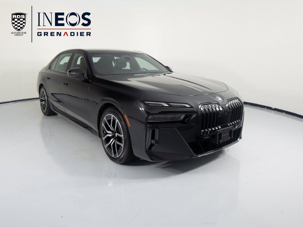 Used 2023 BMW 760i xDrive AWD/4WD image 4