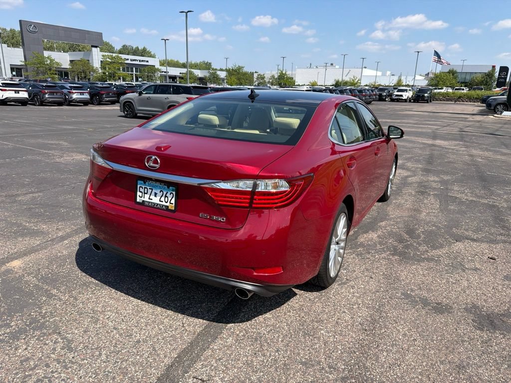 Used 2015 Lexus ES 350 w/ Ultra Luxury Package FWD image 22
