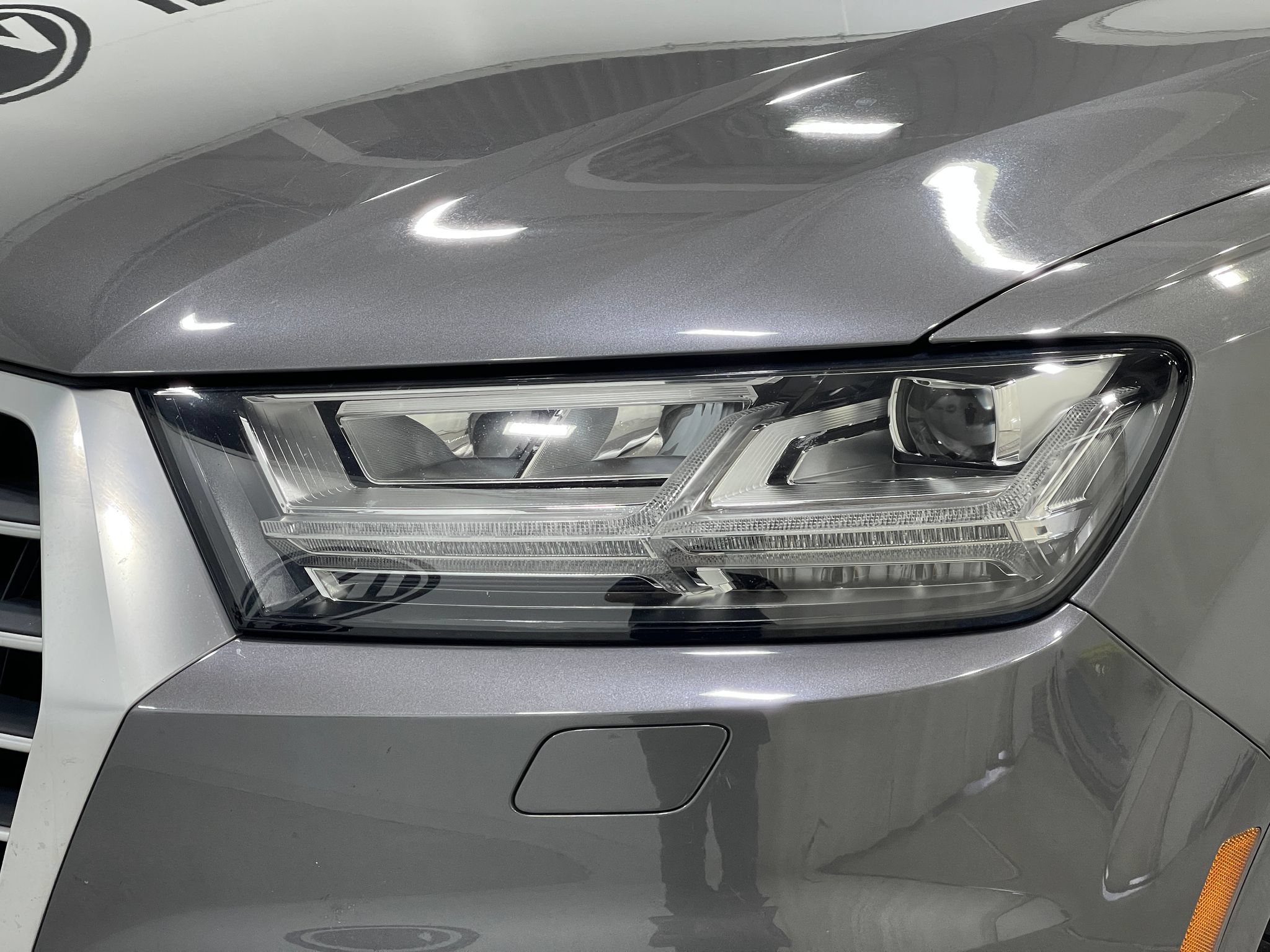 Used 2019 Audi Q7 2.0T Premium Plus AWD/4WD image 33