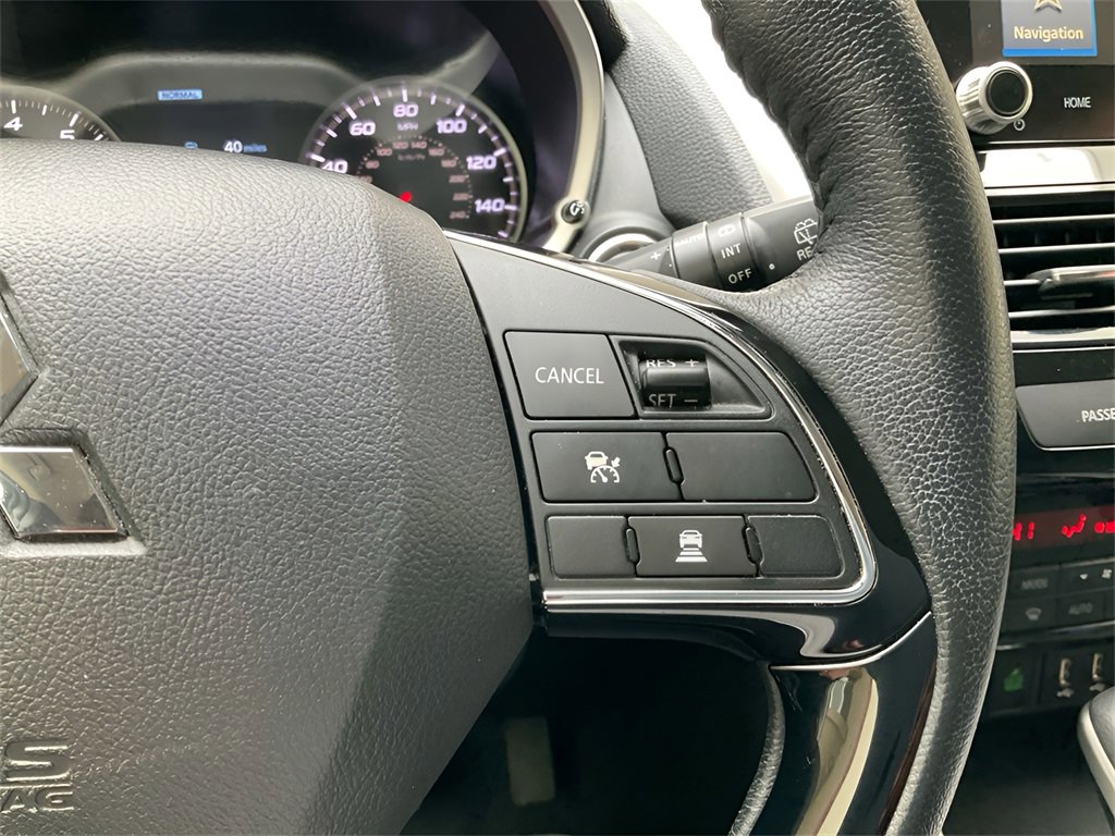 Used 2024 Mitsubishi Eclipse Cross SE image 27