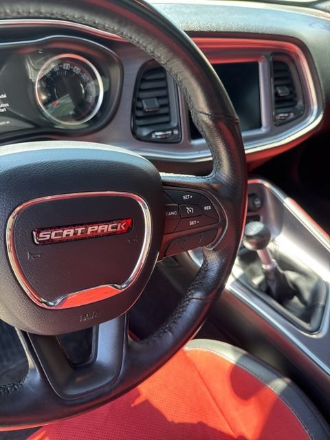 Used 2017 Dodge Challenger R/T Scat Pack RWD image 22