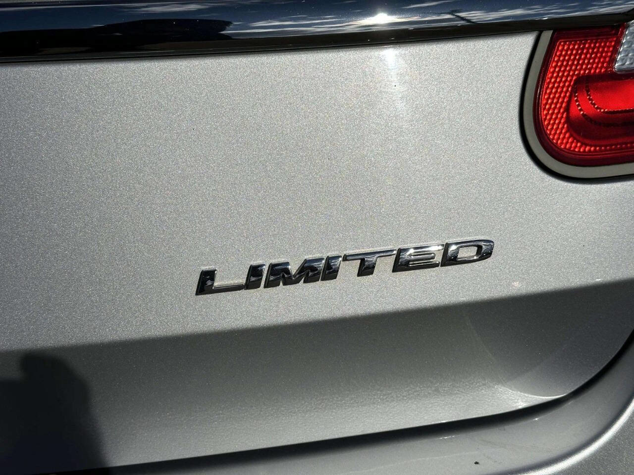 Used 2012 Ford Taurus Limited image 38