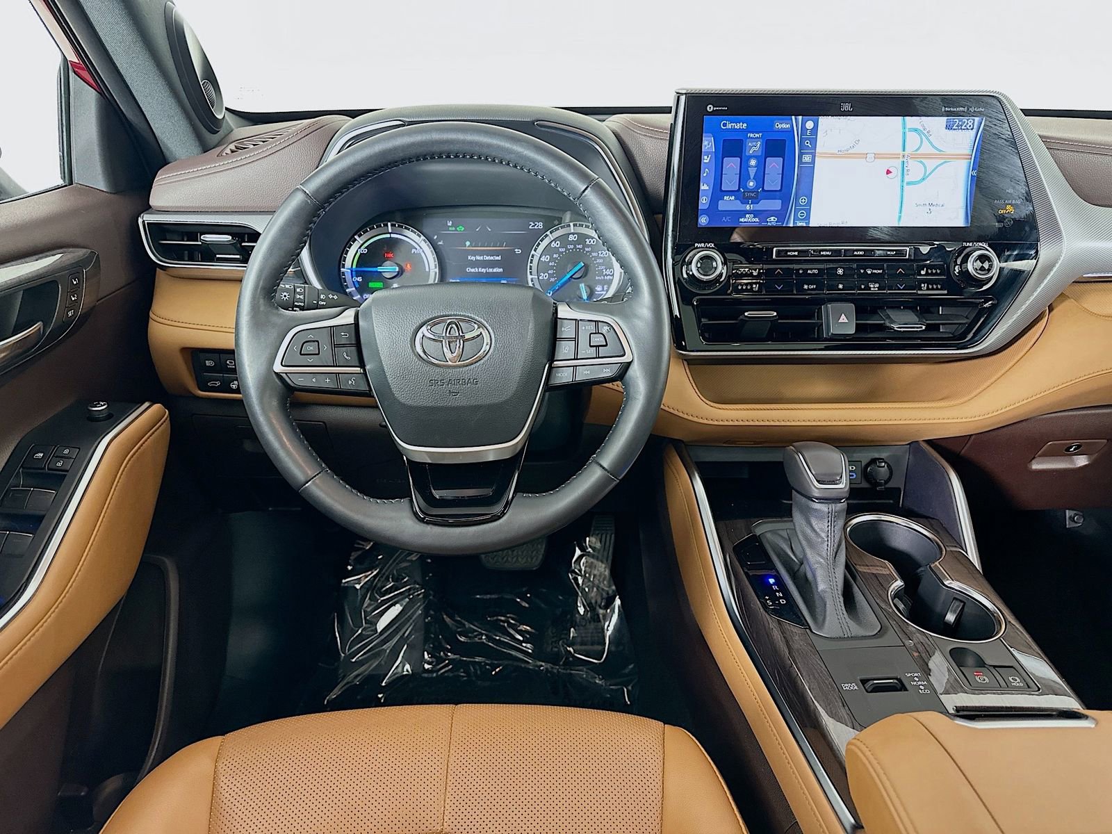 Used 2022 Toyota Highlander Platinum AWD/4WD image 30