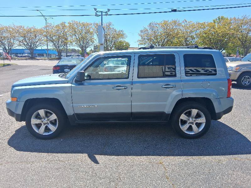 Used 2013 Jeep Patriot Limited w/ Sun/Sound Group FWD image 6