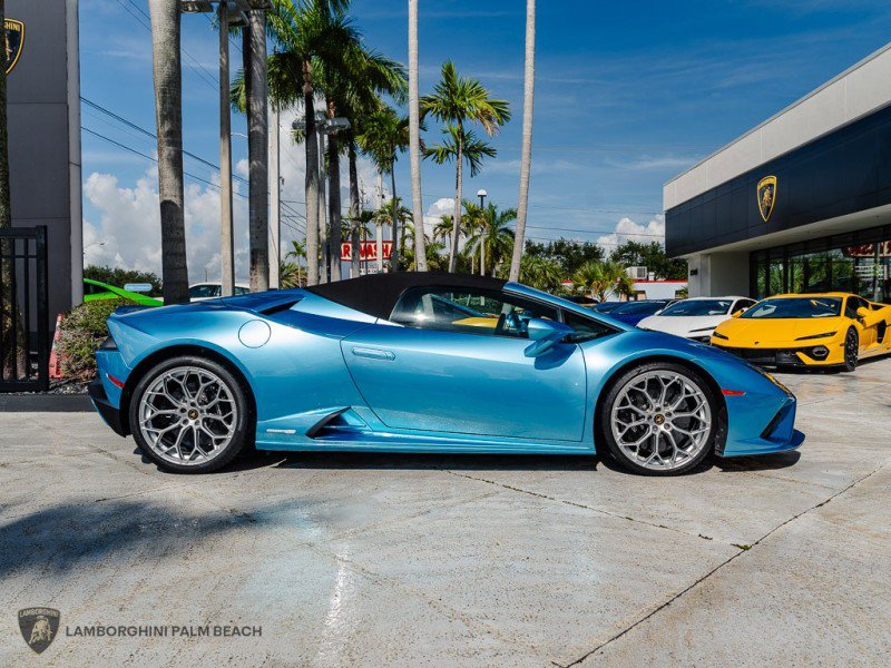 Used 2023 Lamborghini Huracan EVO RWD image 8