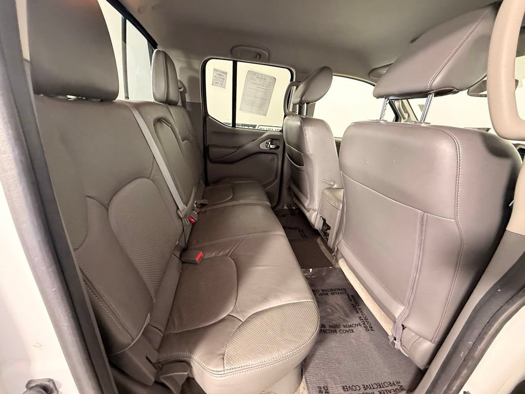 Used 2015 Nissan Frontier SL AWD/4WD image 20