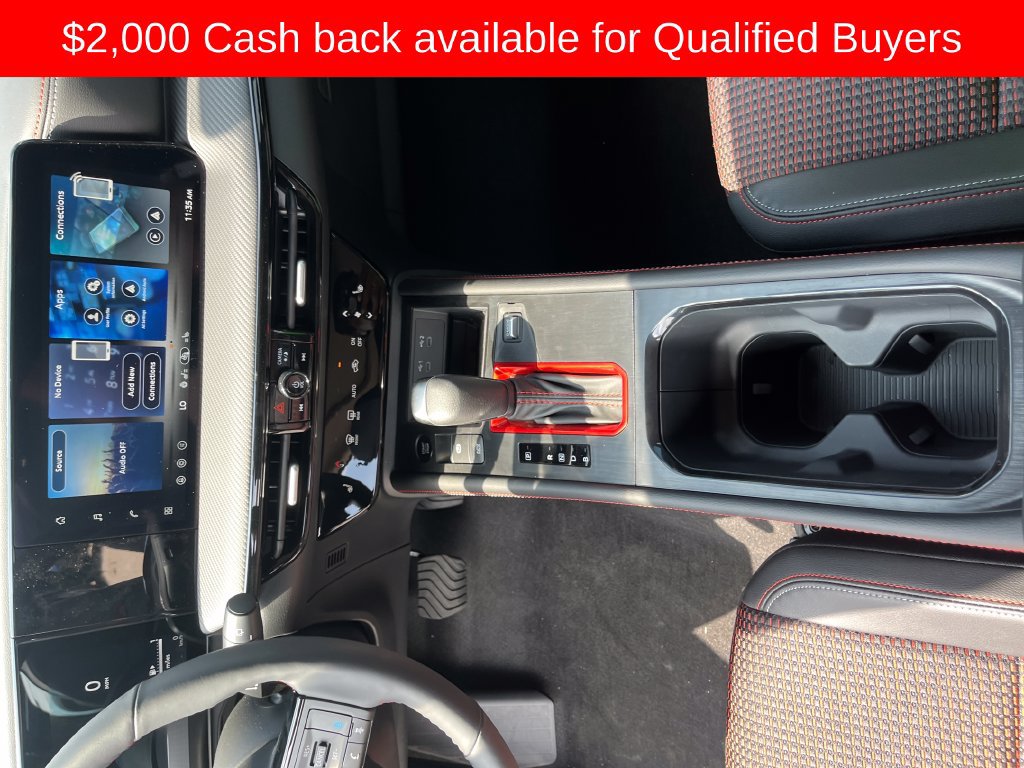 New 2027 Nissan Kicks SR w/ SR Premium Package FWD image 30