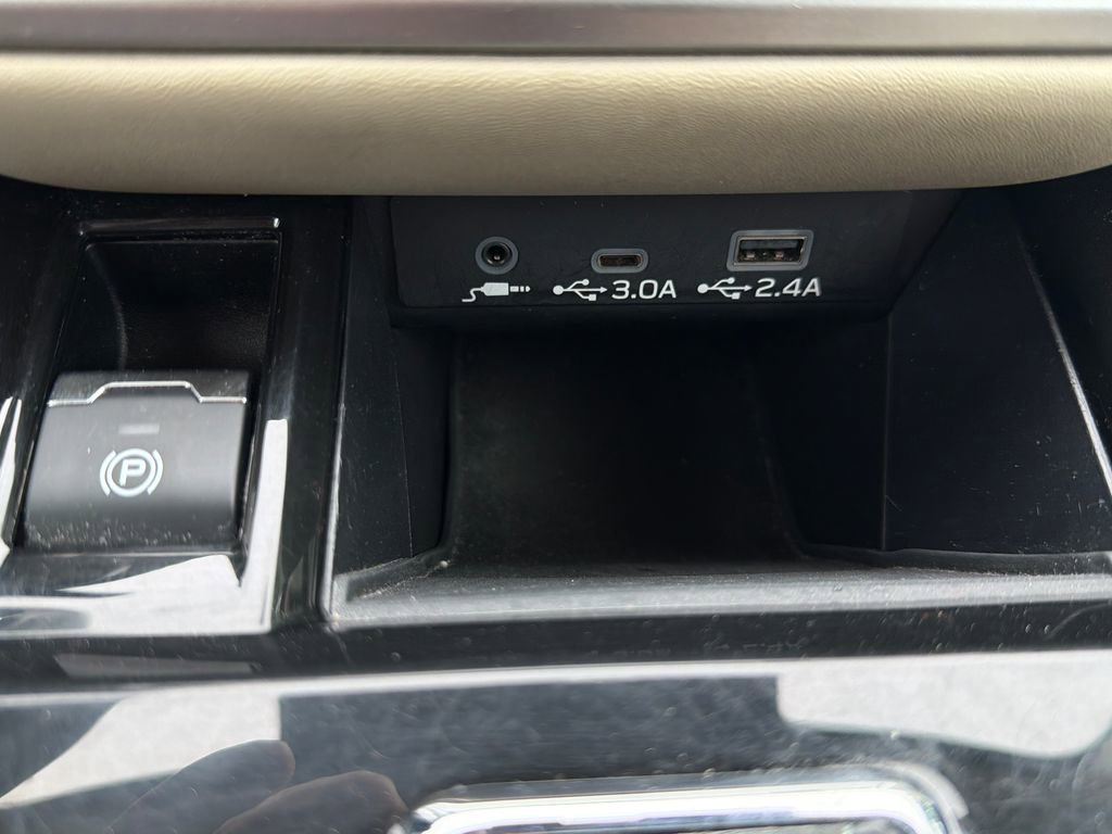 Certified 2024 Subaru Outback Premium AWD/4WD image 43