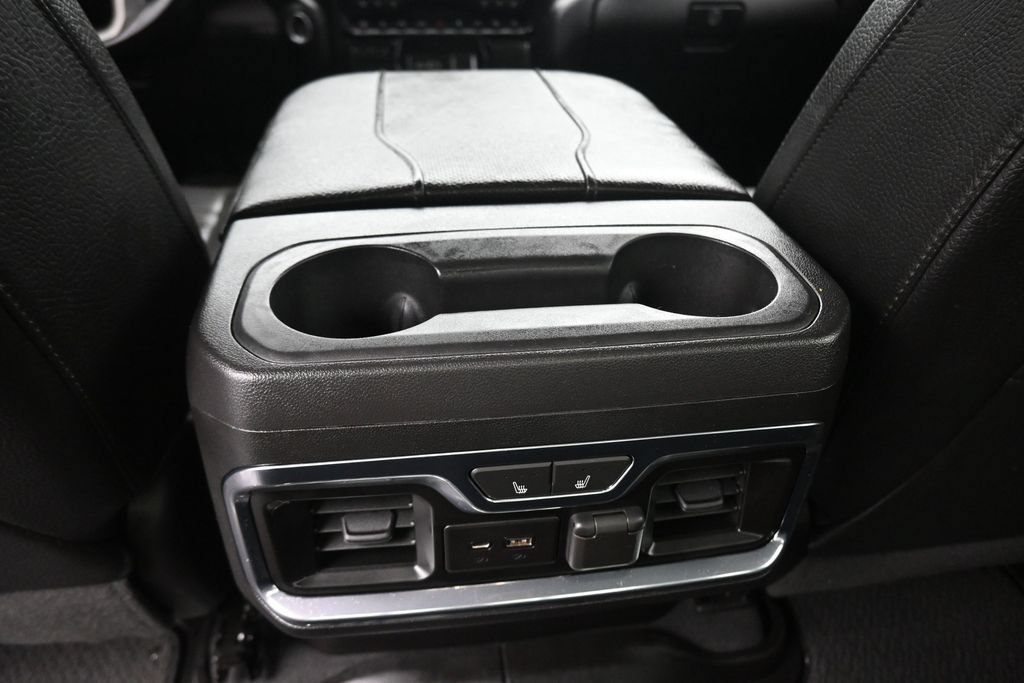 Used 2023 GMC Sierra 2500 Denali w/ Denali Black Diamond Edition AWD/4WD image 46
