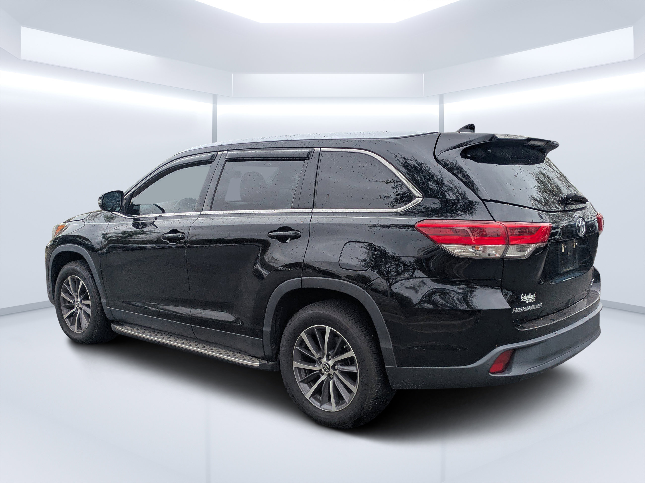 Used 2019 Toyota Highlander XLE image 5