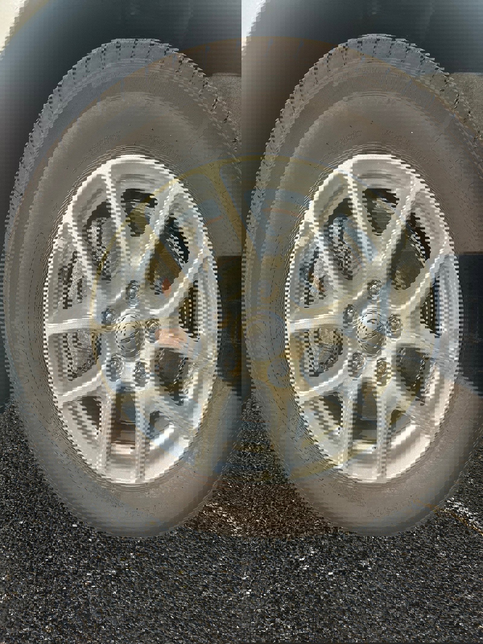 Used 2021 Chrysler Voyager LX image 10