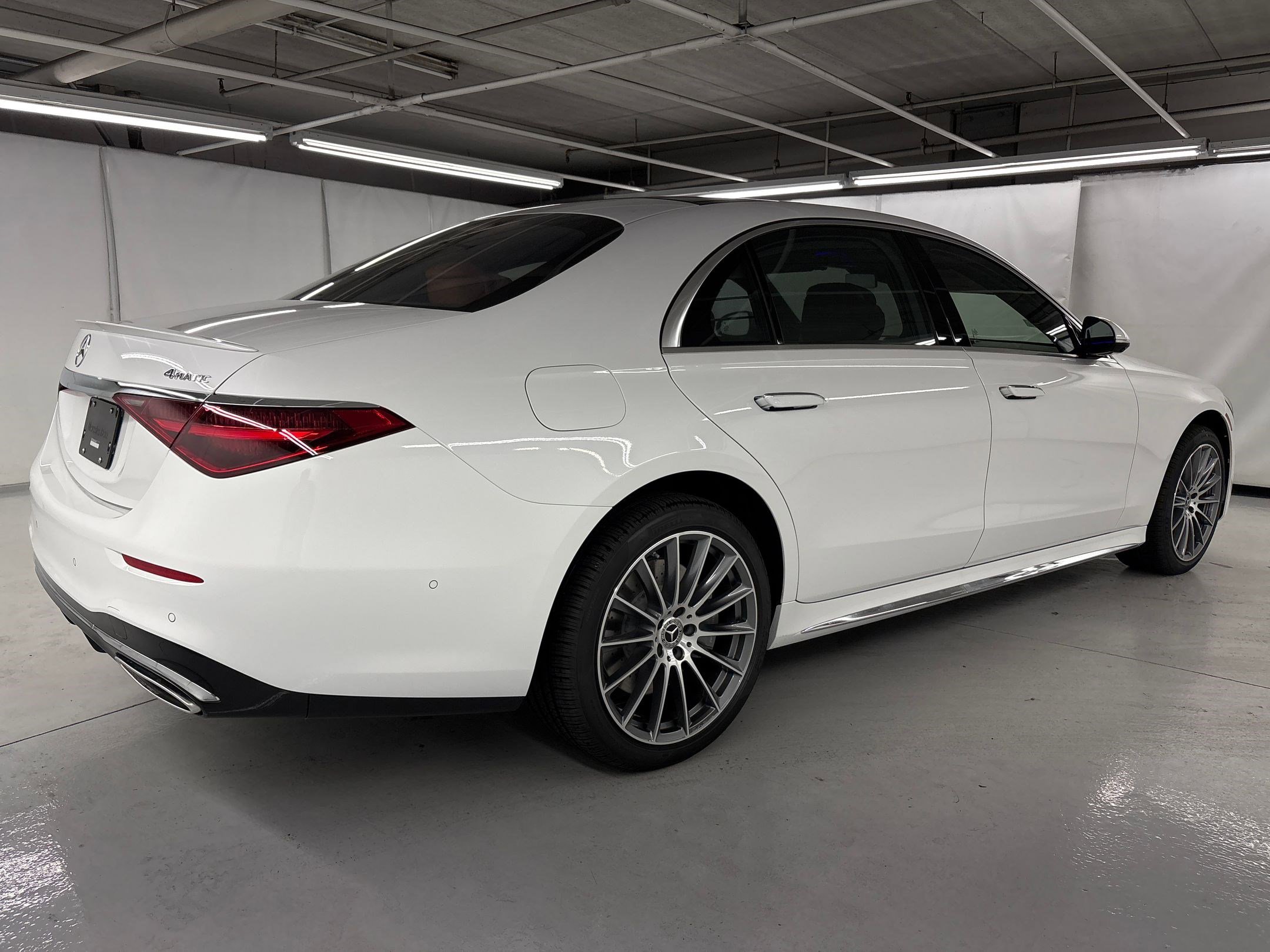 New 2026 Mercedes-Benz S 580e 4MATIC Sedan image 3