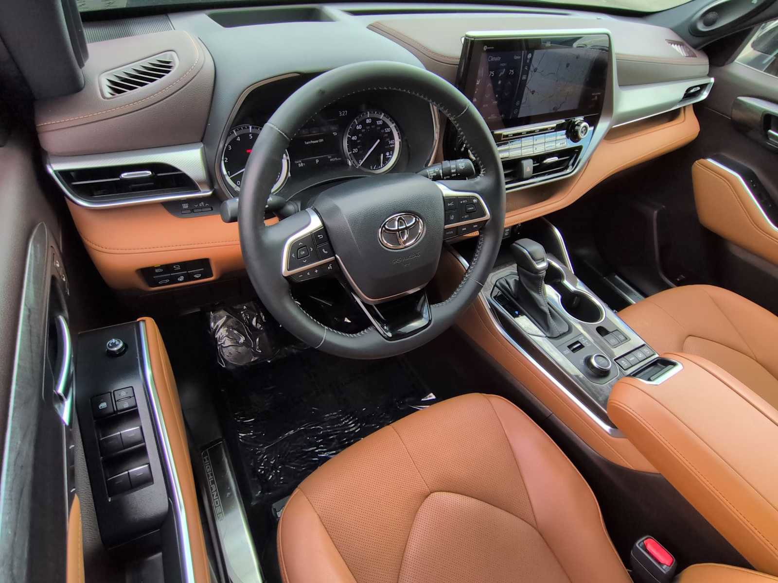 Used 2022 Toyota Highlander Platinum AWD/4WD image 10