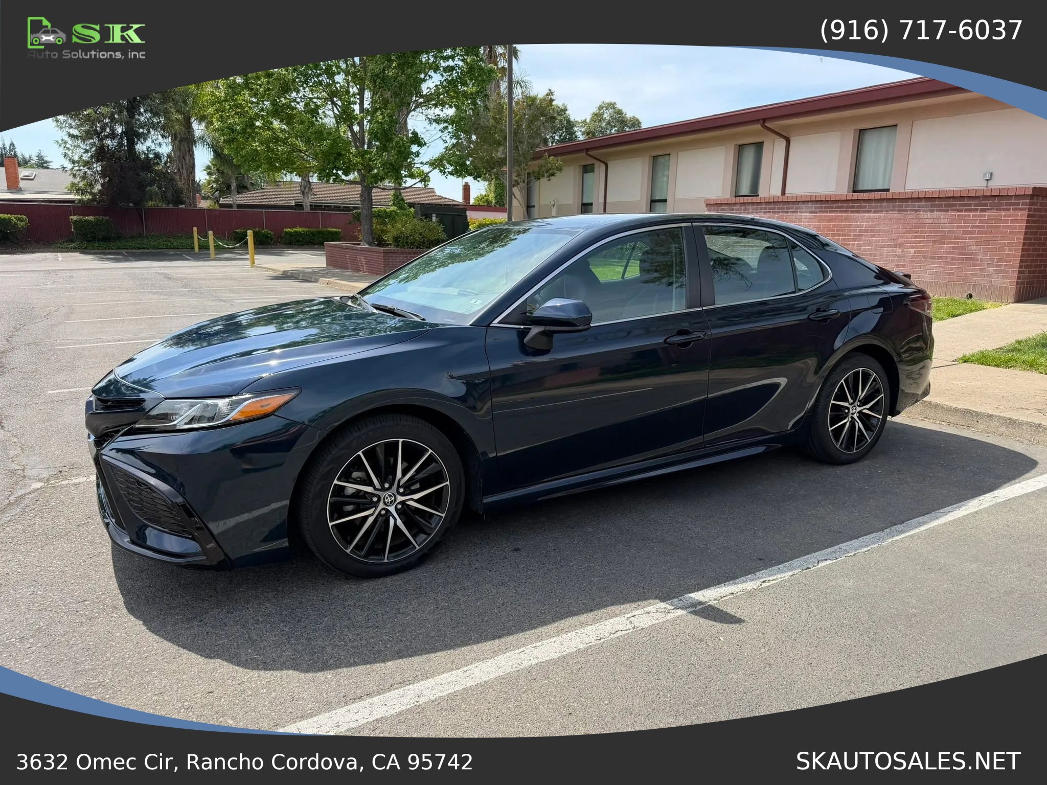 Used 2021 Toyota Camry SE w/ Carpet Mat Package (TMS) FWD image 7
