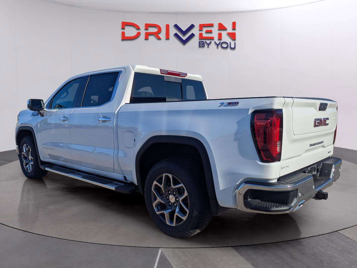 New 2026 GMC Sierra 1500 SLT w/ SLT Premium Plus Package image 3