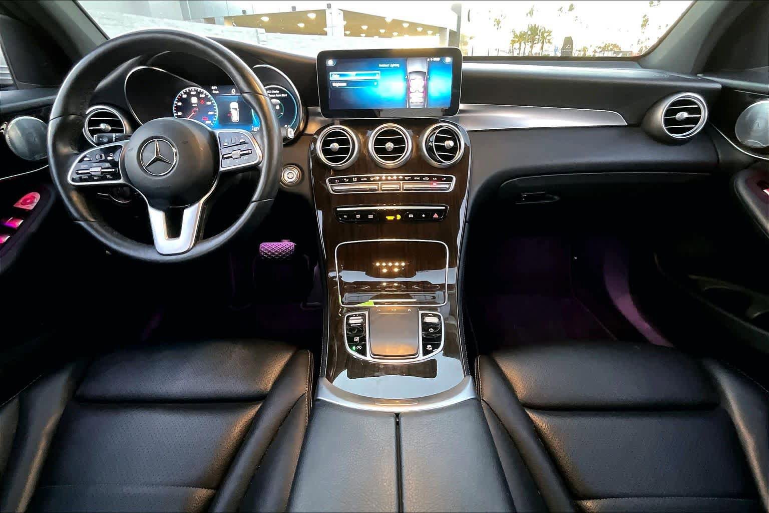 Used 2020 Mercedes-Benz GLC 300 4MATIC image 14