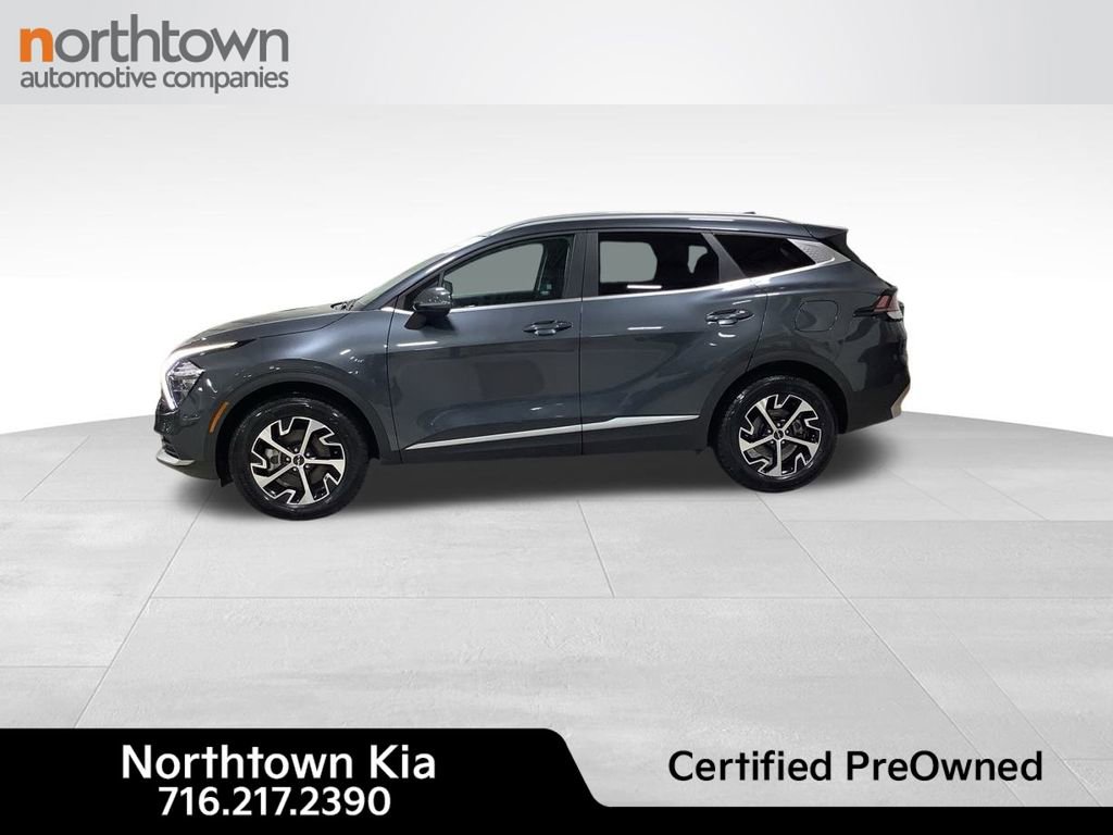 Used 2023 Kia Sportage EX image 3