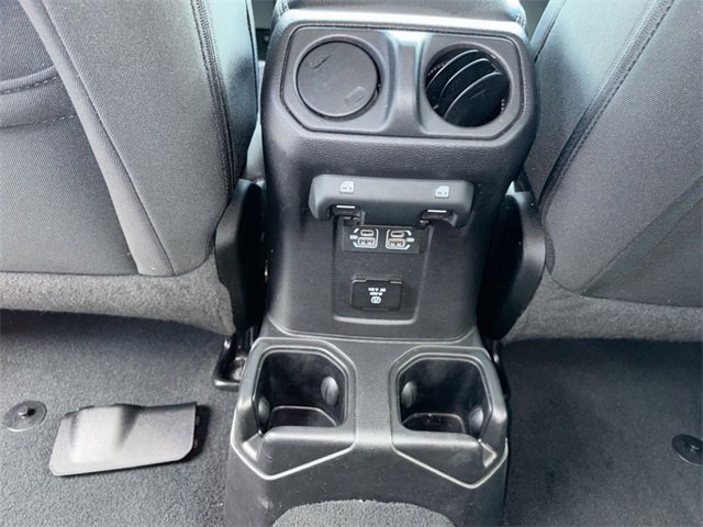 Used 2022 Jeep Gladiator Overland image 18