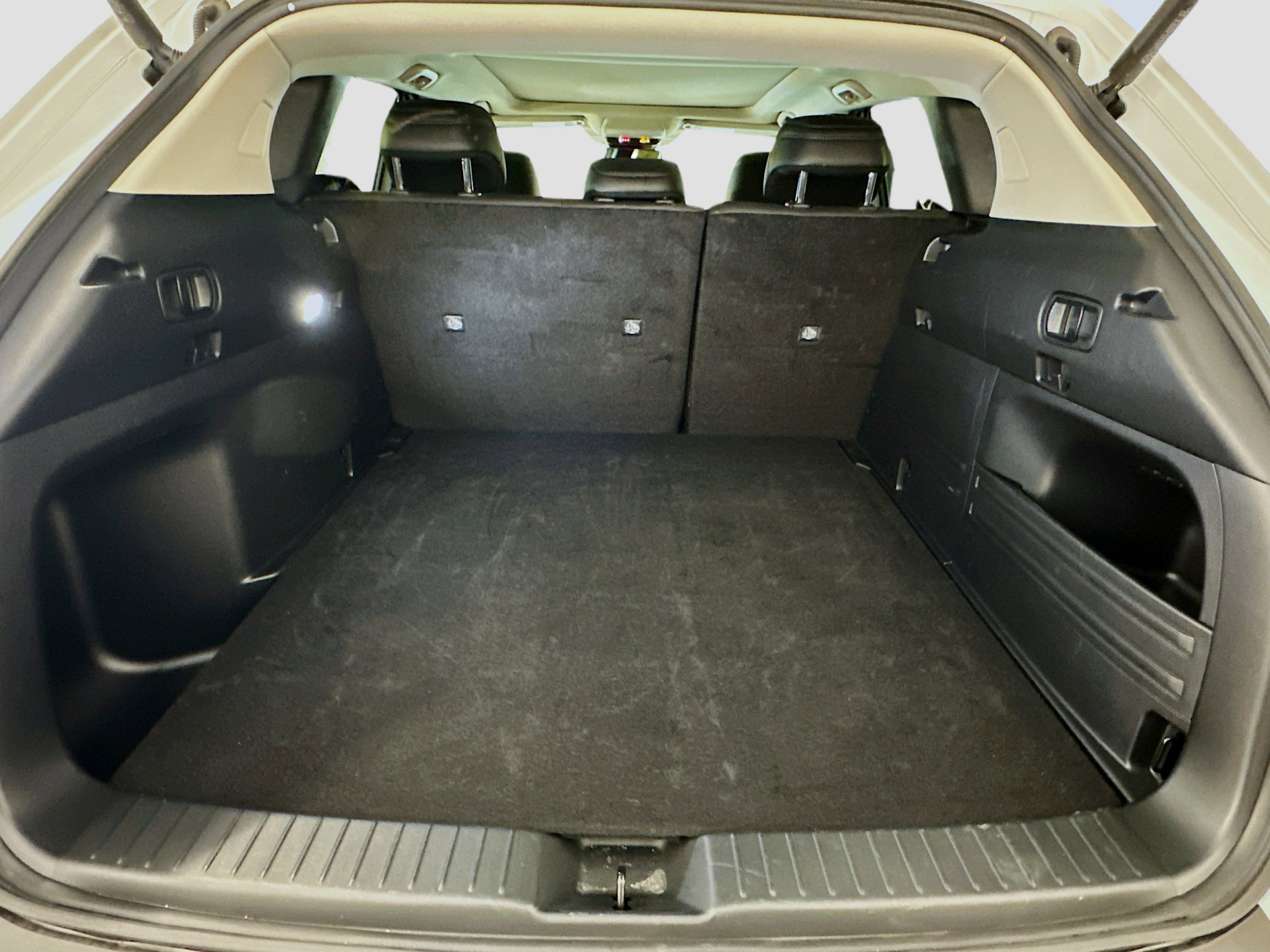 Used 2025 MAZDA CX-50 2.5 Hybrid w/ Premium Plus Pkg image 29