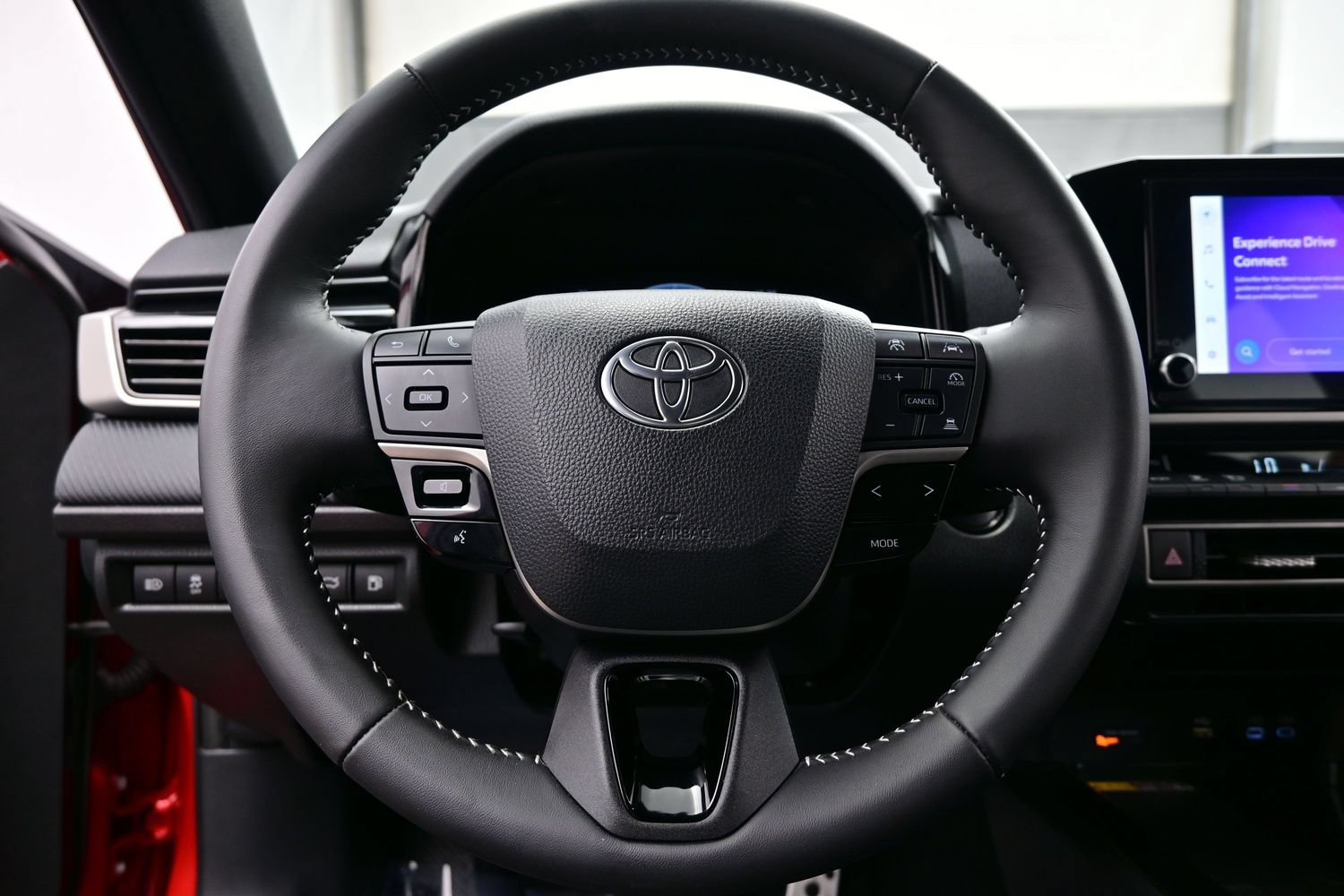 Used 2025 Toyota Camry SE FWD image 24
