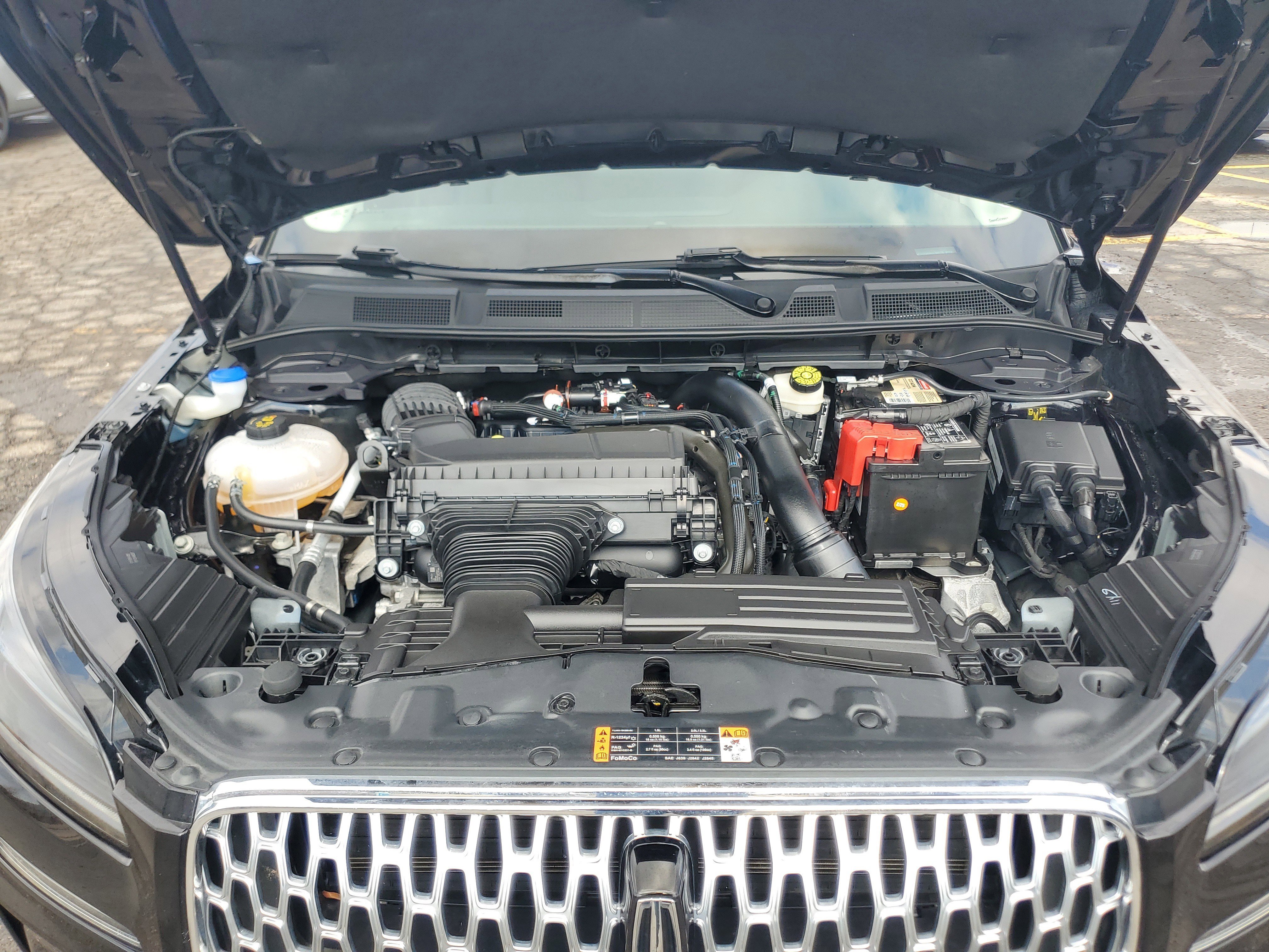 Certified 2024 Lincoln Corsair AWD w/ Equipment Group 101A image 8