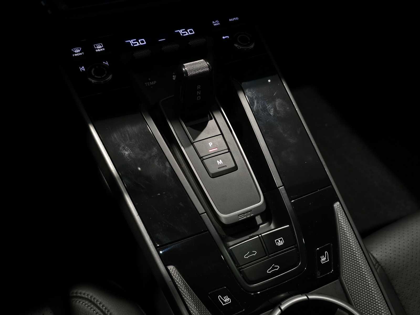 Used 2020 Porsche 911 Carrera w/ Sport Chrono Package image 27