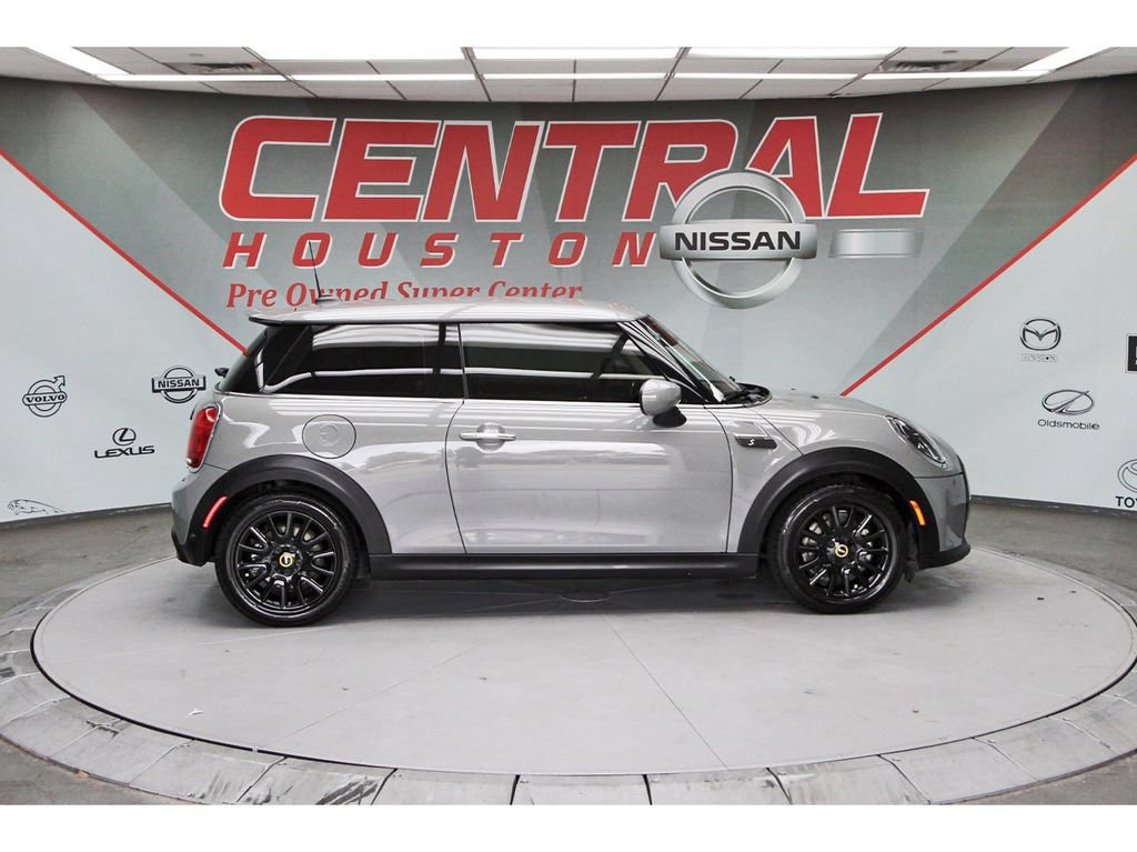 Used 2023 MINI Cooper SE FWD image 5