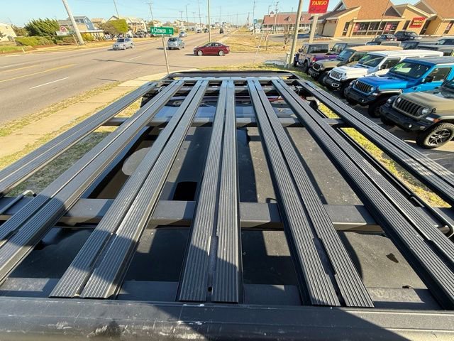 Used 2022 Jeep Gladiator Rubicon w/ LED Lighting Group image 17