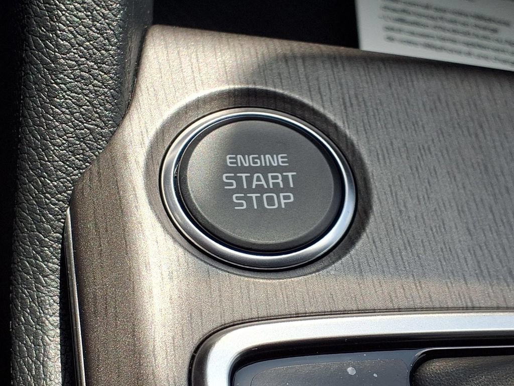 New 2026 Kia Sportage X-Line w/ X-Line Premium Package AWD/4WD image 6