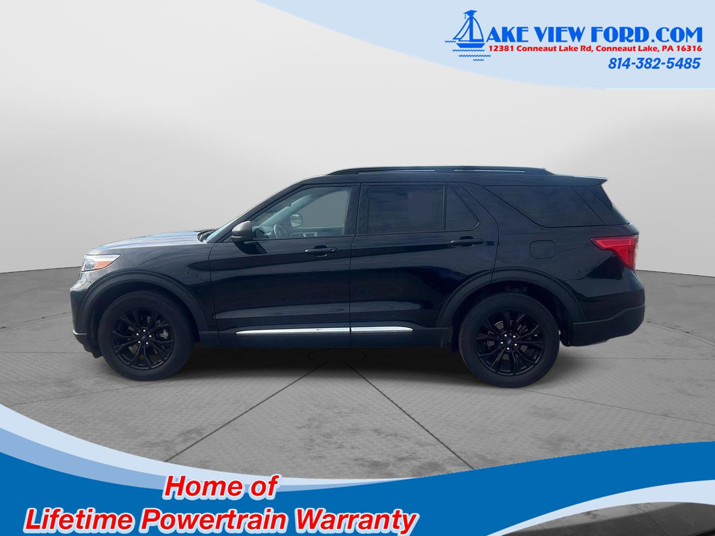 Used 2023 Ford Explorer XLT w/ Equipment Group 202A image 8