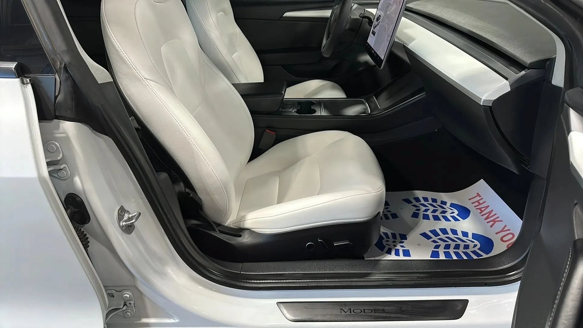 Used 2021 Tesla Model 3 Standard Range Plus RWD image 17