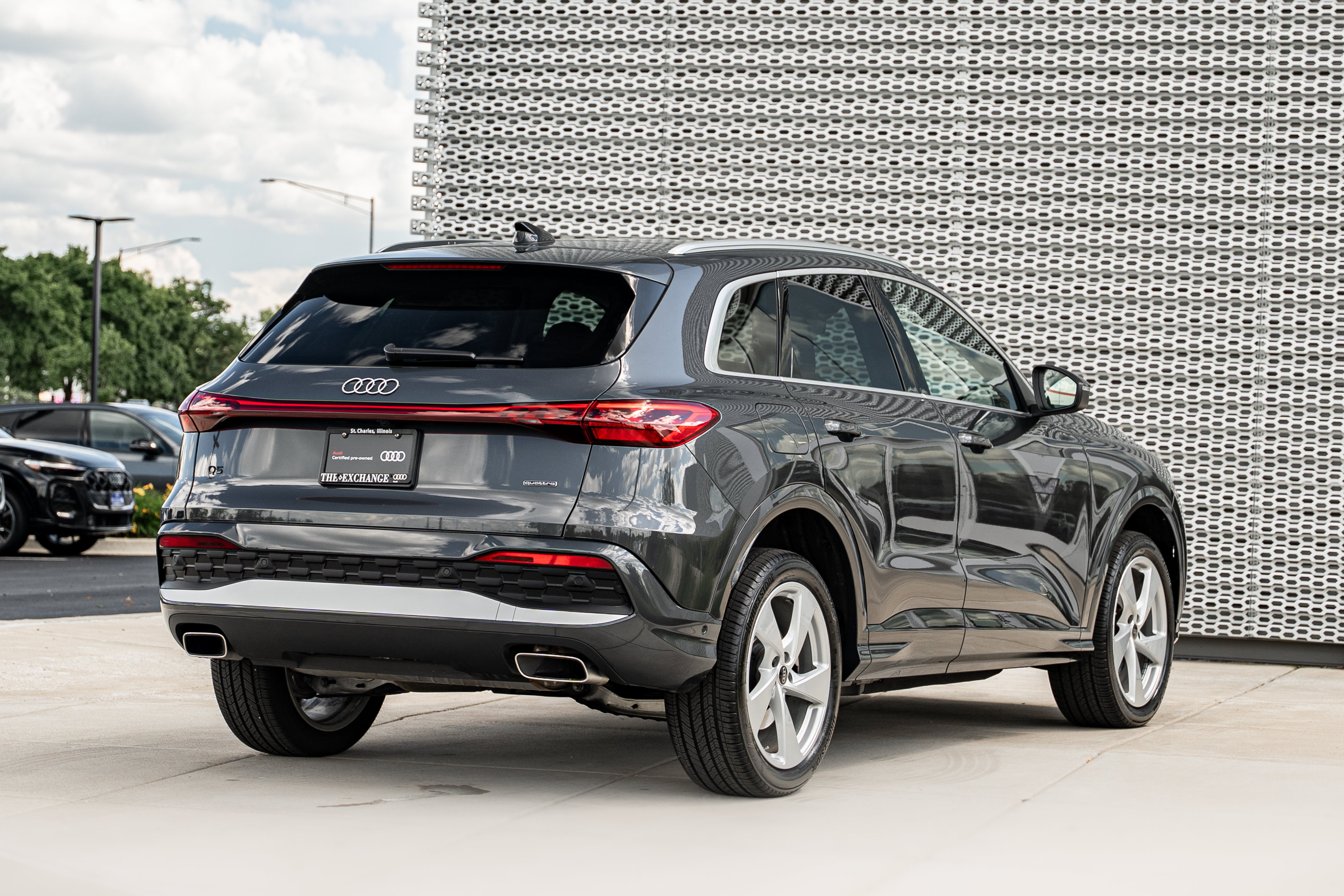 Certified 2025 Audi Q5 Premium w/ Premium Plus AWD/4WD image 4