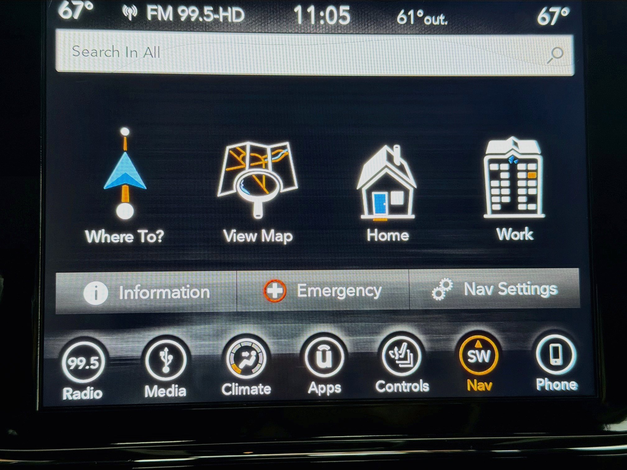 Used 2019 Jeep Grand Cherokee Altitude AWD/4WD image 19