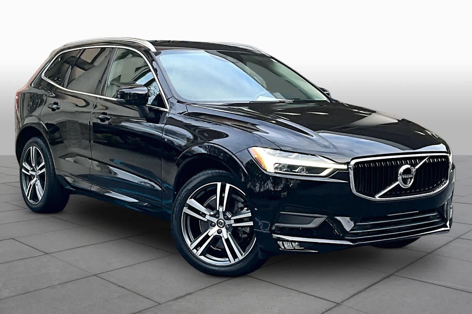 Used 2018 Volvo XC60 T6 Momentum w/ Convenience Package AWD/4WD image 2