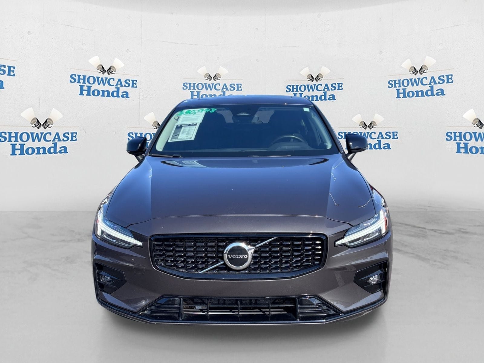 Used 2024 Volvo S60 B5 Core FWD image 6
