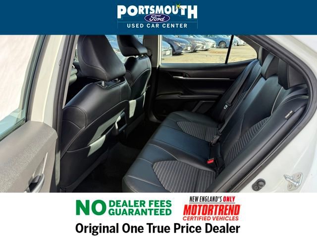 Used 2024 Toyota Camry SE image 5